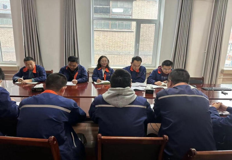 3044am永利集团配送公司团支部召开学习贯彻 习近平新时代中国特色社会主义思想主题教育部署会