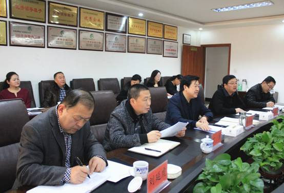 对照目标强化考核，，，，，，，，抓好落实促进工作
