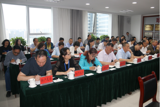 省纪委驻省经信委纪检组对3044am永利集团集团党风廉政建设工作开展调研